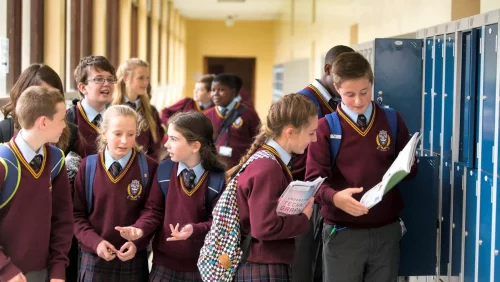 Enchanting image capturing the essence of children's boarding schools. A vibrant, safe haven fostering academic and personal growth. Explore exceptional educational opportunities with our consultancy.