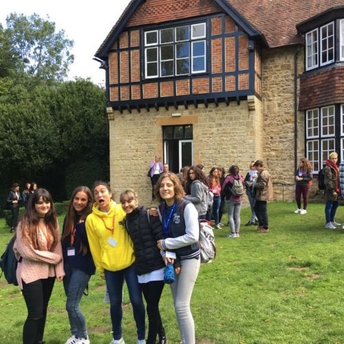 Students at CES Oxford summer school programme